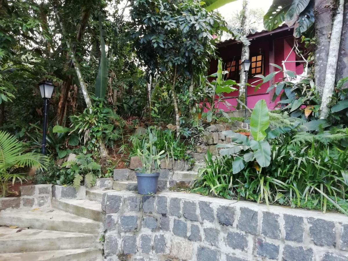 Villa Felix Suites E Chales Ubatuba Ngoại thất bức ảnh