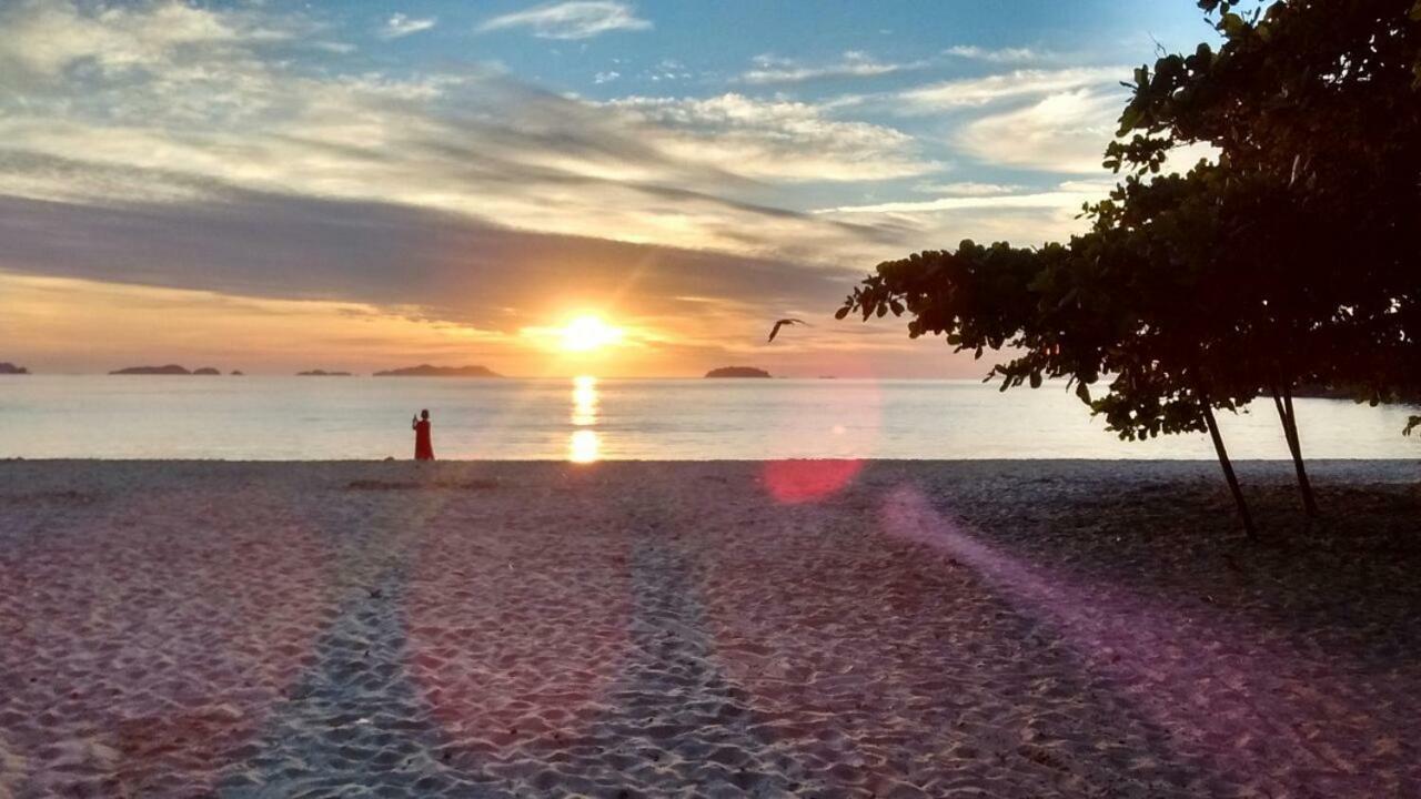 Villa Felix Suites E Chales Ubatuba Ngoại thất bức ảnh
